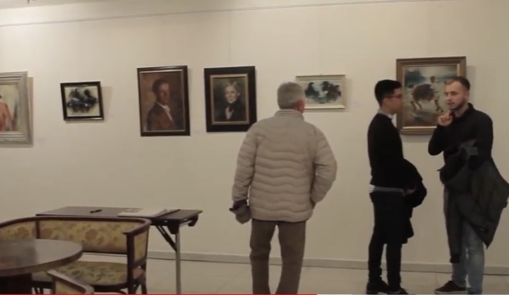 Holesch Dénes kiállításmegnyitó